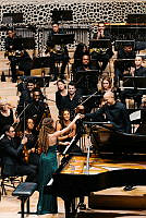 241111_Chineke_Orchestra_Isata_Kanneh-Mason_Edusei_c_Sophie_Wolter (19).jpg