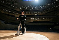 250312_Fabio_Wibmer_Stunt_Dach_c_Masters_of_Dirt (14).jpg