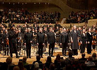 250404_Junge_Deutsche_Philharmonie_Roderick_Cox_c_Carolin_Windel (2).jpg