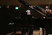 251202_SWR_Symphonieorchester_Francois-Xavier_Roth_Jean-Frederic_Neuburger_EPGS_c_Daniel_Dittus_02.jpg
