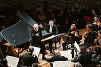 251202_SWR_Symphonieorchester_Francois-Xavier_Roth_Jean-Frederic_Neuburger_EPGS_c_Daniel_Dittus_12.jpg