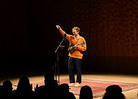 260305_EPKS_Chris Thile_Mandoline_CarolinWindel_ 31 (3).jpg